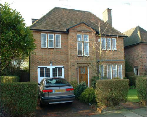 41 Litchfield Way